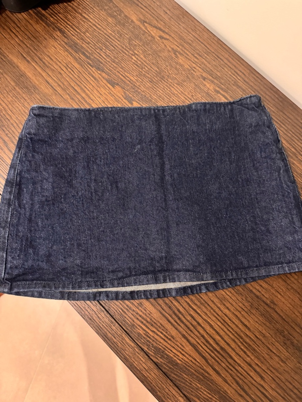 ABERCROMBIE Dark Blue Denim Low Rise Mini Skort